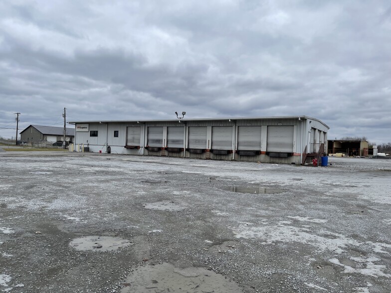 Primary Photo Of 74 Red Fern Rd, Campbellsville Truck Terminal For Sale