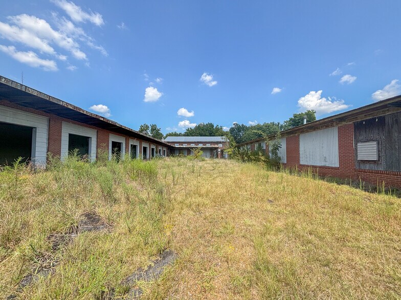 More Photos Of 51 Lashunda Jones Dr, Munford Industrial For Sale