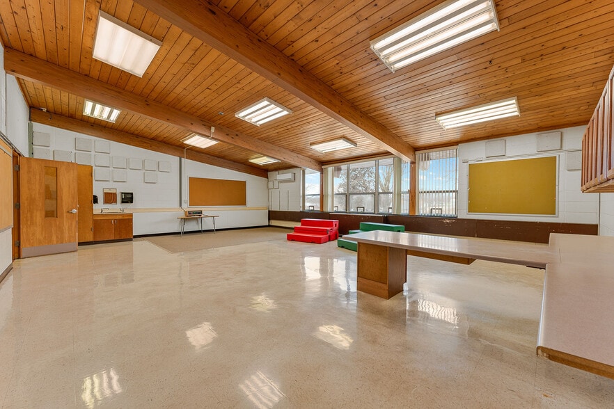 More Photos Of S5864 State Highway 23, Loganville Light Distribution For Sale