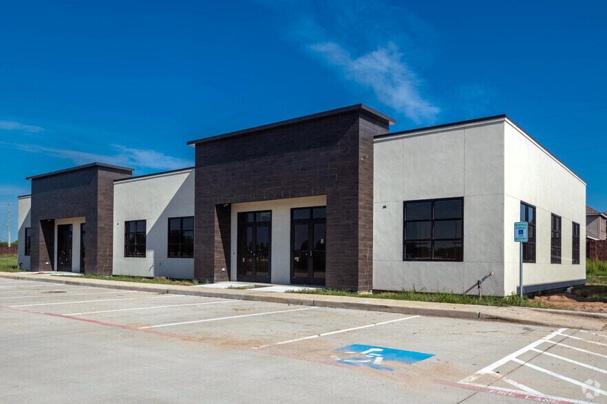 More Photos Of 8118 Fry Rd, Cypress Office For Lease