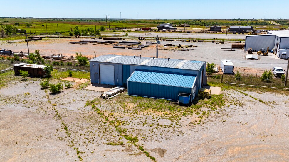 More Photos Of 520 Robison dr, Elk City Industrial For Sale