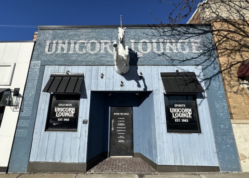 Primary Photo Of 327 E Grand River Ave, Lansing Storefront For Lease