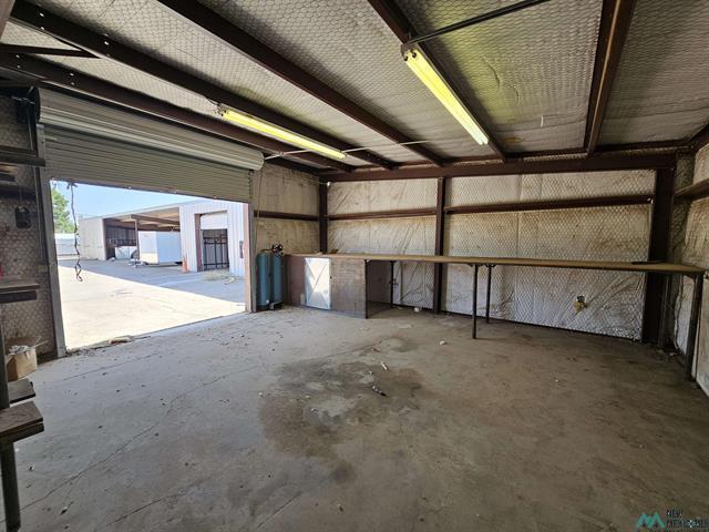 More Photos Of 107 S 14th St, Artesia Showroom For Sale