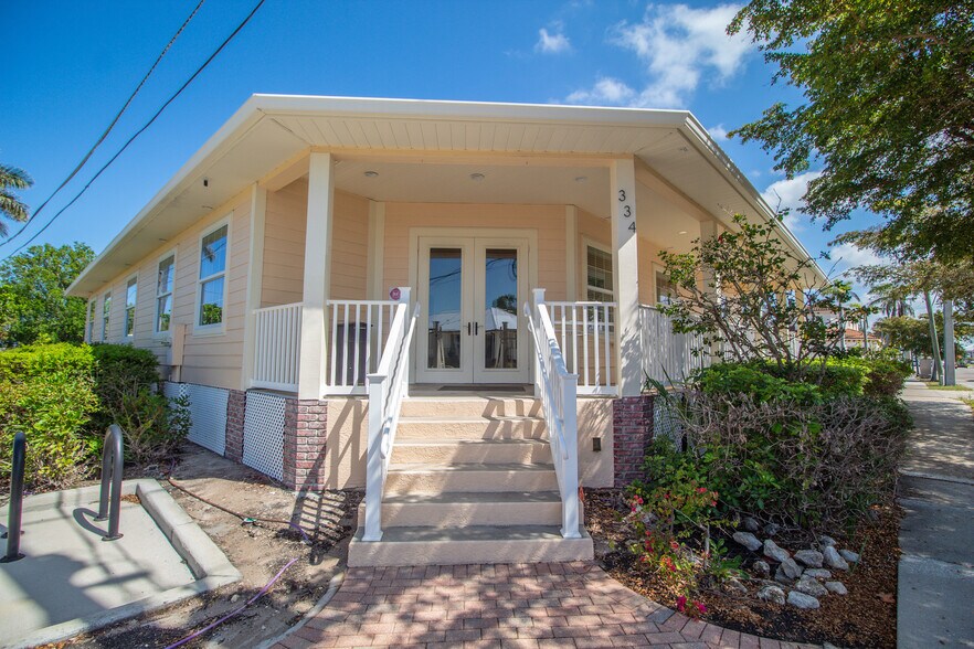 More Photos Of 334 W Olympia Ave, Punta Gorda Office For Sale