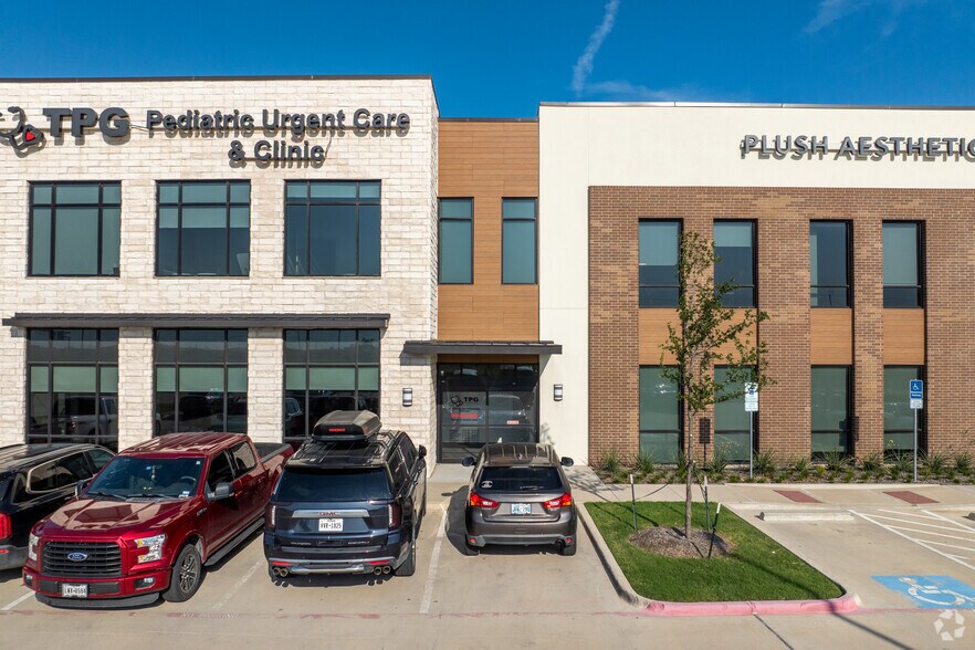More Photos Of 450 Standridge Blvd, Anna Medical For Lease