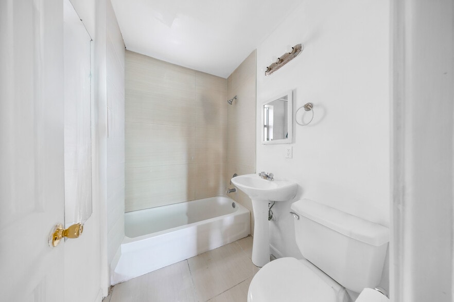 More Photos Of 6020 NW 13th Ave, Miami Apartments For Sale