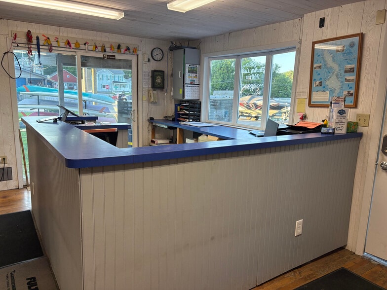 More Photos Of 2745 Shadyside Rd, Findley Lake Marina For Sale