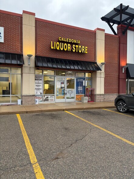 More Photos Of 6450 100th St SE, Caledonia Storefront Retail Office For Lease