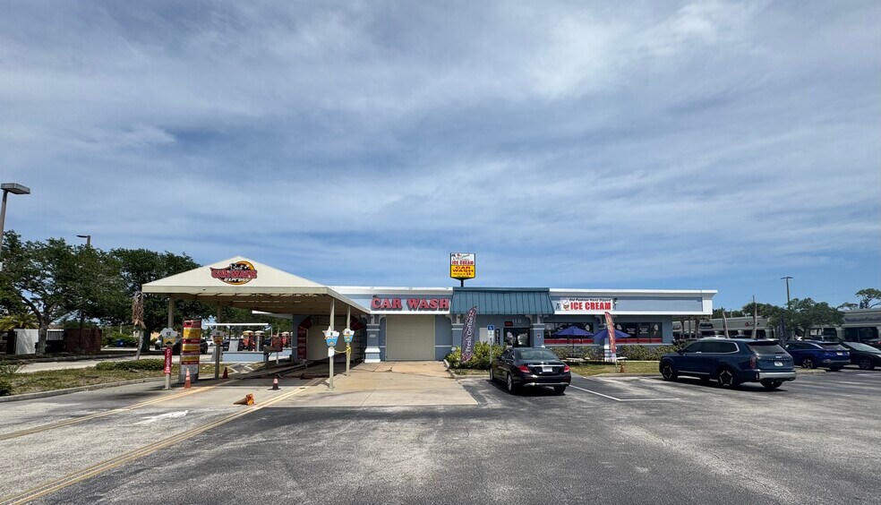 Primary Photo Of 110 S Courtenay Pky, Merritt Island General Retail For Sale
