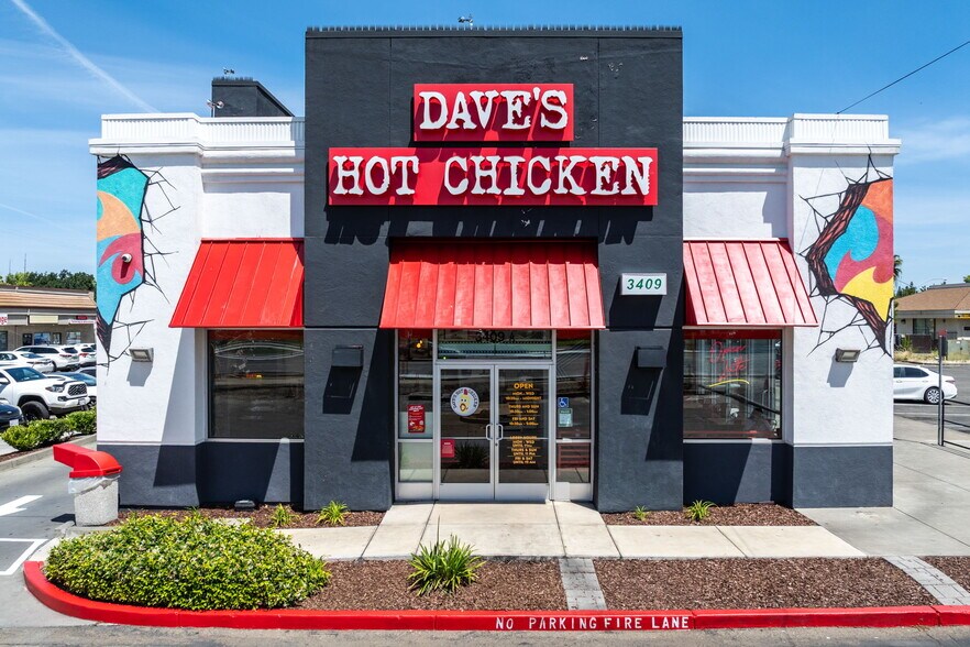 More Photos Of 3409 Arden Way, Sacramento Fast Food For Sale