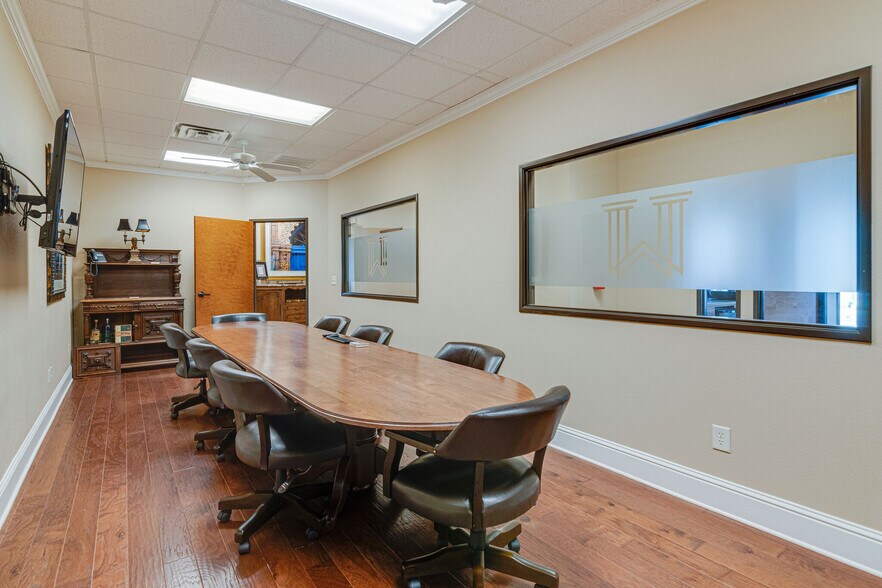 More Photos Of 3541 Teasley Ln, Denton Office For Lease