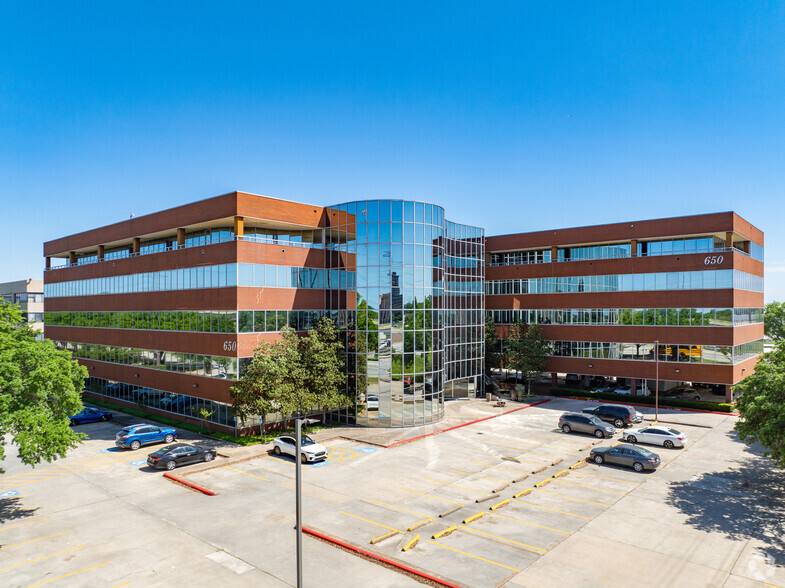 Primary Photo Of 650 N Sam Houston Pky E, Houston Office For Lease