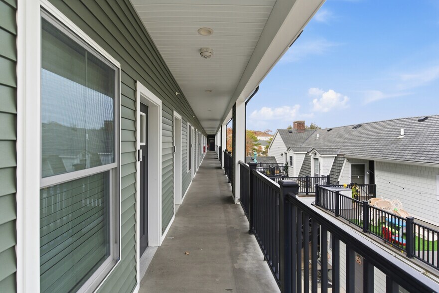 More Photos Of 1080 New York Ave, Huntington Station Apartments For Sale