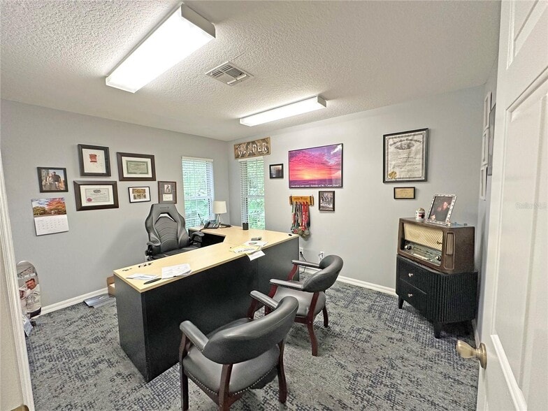 More Photos Of 1315 SE 25th Loop, Ocala Medical For Lease