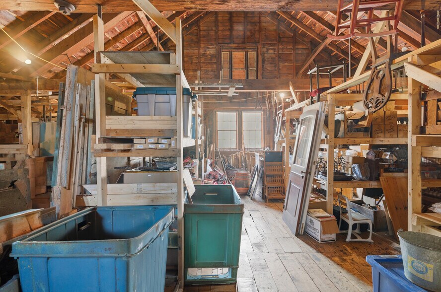 More Photos Of 953 Victory Hwy, Burrillville Bar For Sale