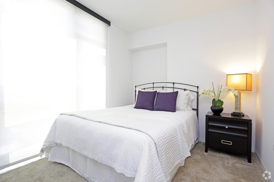 More Photos Of 847 Chicago Ave, Evanston Apartments For Lease