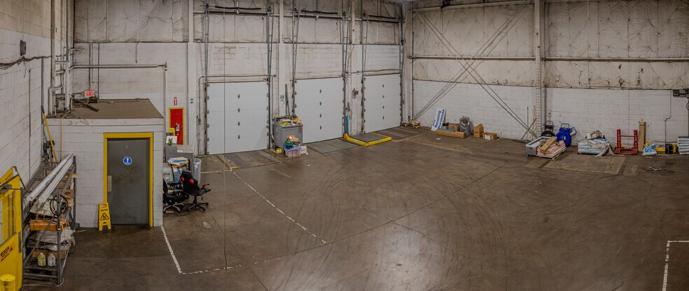 More Photos Of 2100 Cedar St, Fremont Distribution For Sale