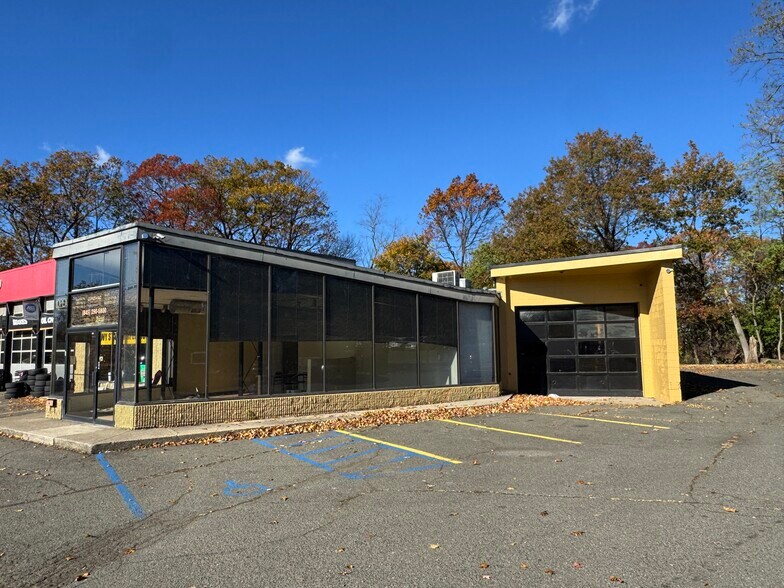 More Photos Of 412 Route 59, Monsey Freestanding For Lease