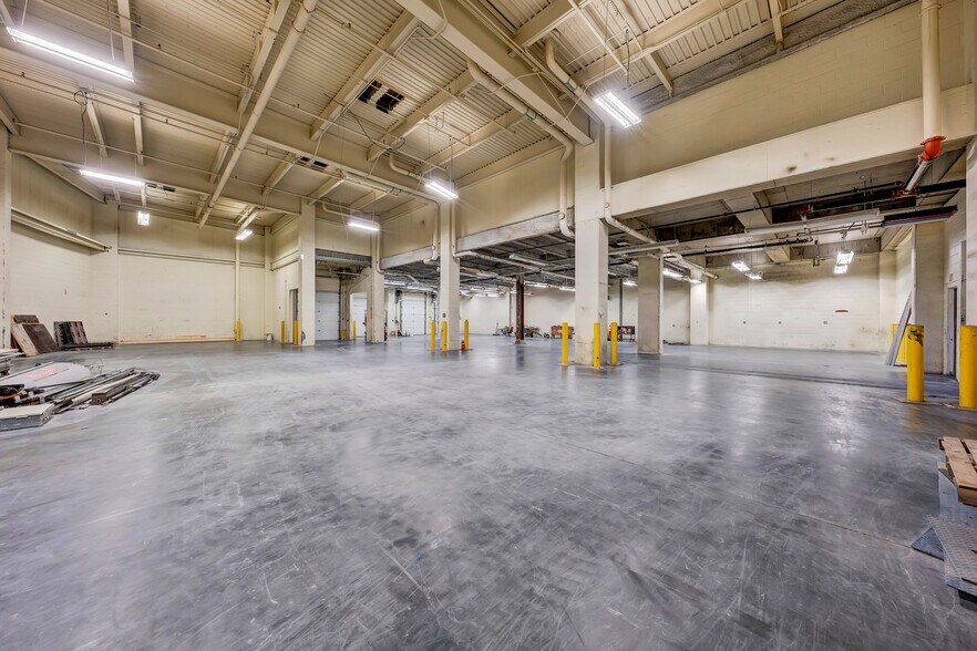 More Photos Of 120 Salem Ave SW, Roanoke Warehouse For Lease
