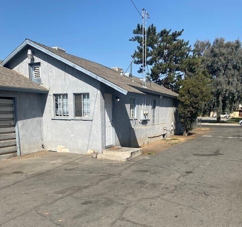 More Photos Of 123 W McCord Ave, Bakersfield Manufactured Housing Mobile Home Park For Sale