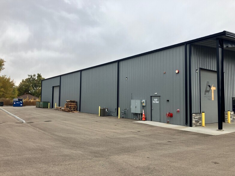 More Photos Of 3749 E Comstock Ave, Nampa Distribution For Lease