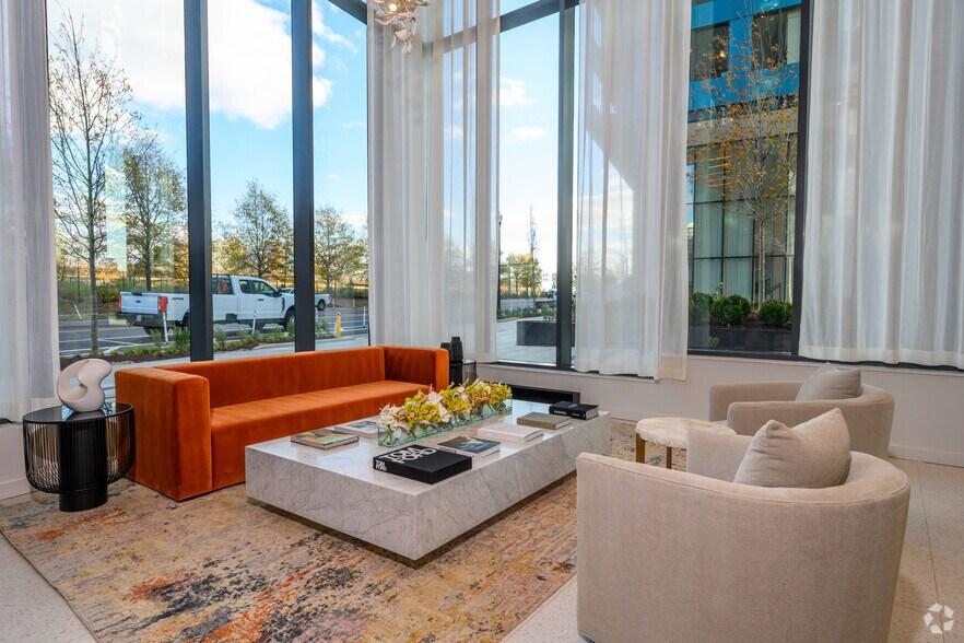 More Photos Of 3030 S Potomac Ave, Arlington Multifamily For Sale