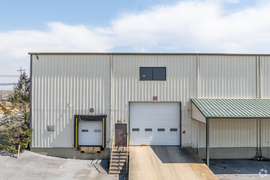 More Photos Of 235 N 16th St, Lebanon Manufacturing For Lease