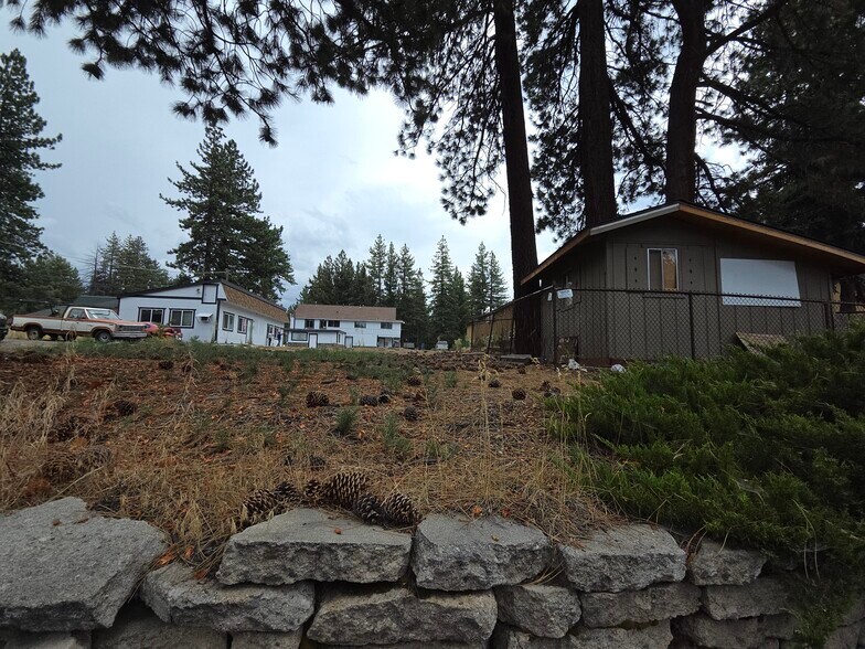 More Photos Of 2197 Lake Tahoe Blvd, South Lake Tahoe General Retail For Sale