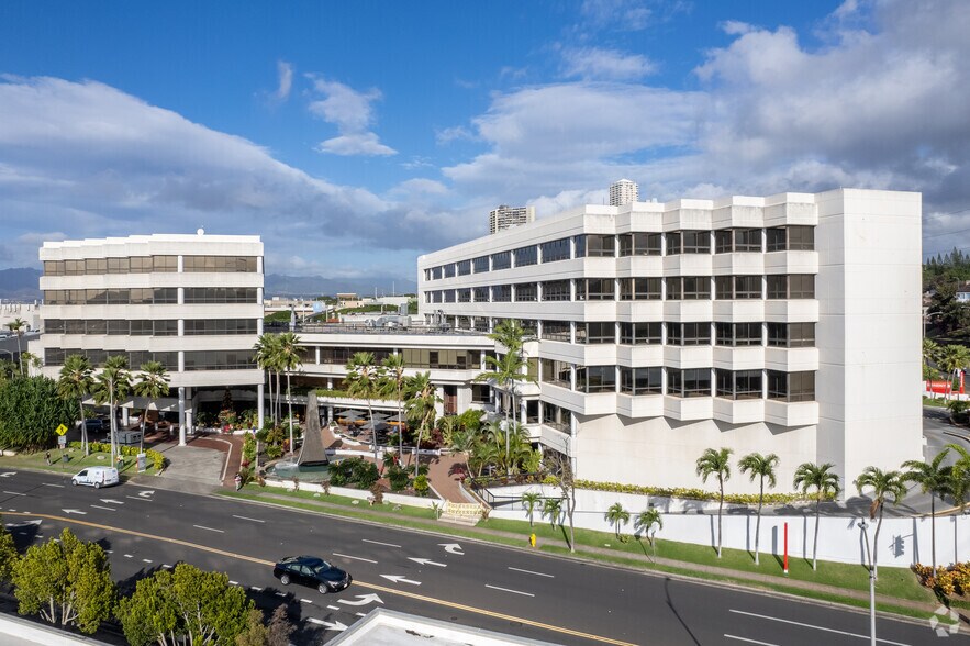 Primary Photo Of 98-1079 Moanalua Rd, Aiea Hospital For Lease