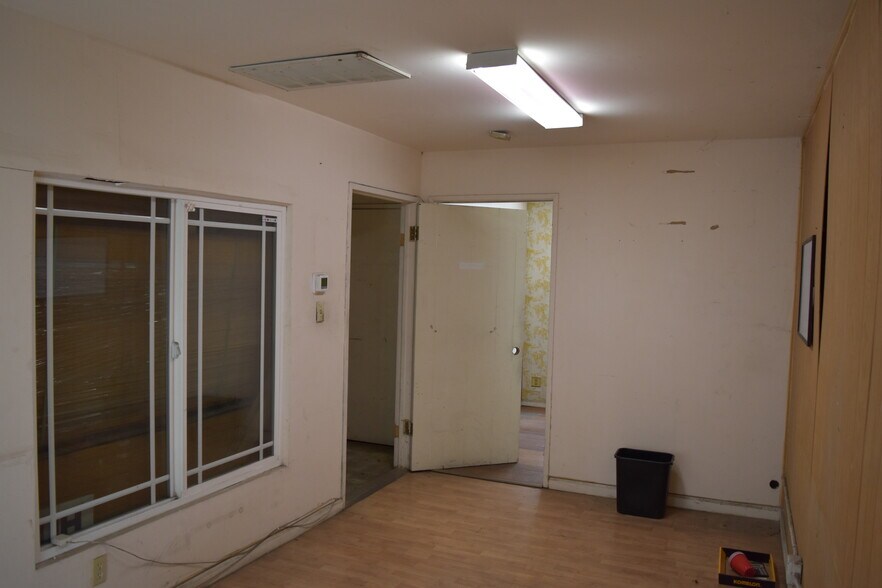 More Photos Of 9031-9033 Garvey Ave, Rosemead General Retail For Lease