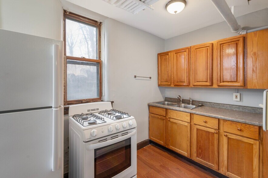 More Photos Of 487 Grand Ave, Saint Paul Apartments For Sale