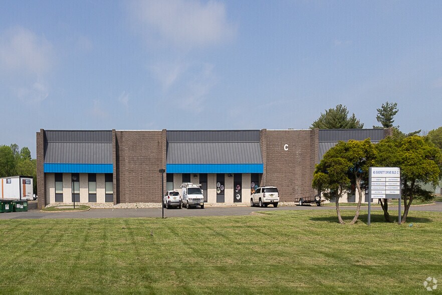 More Photos Of 45 Everett Dr, Princeton Junction Light Distribution For Lease