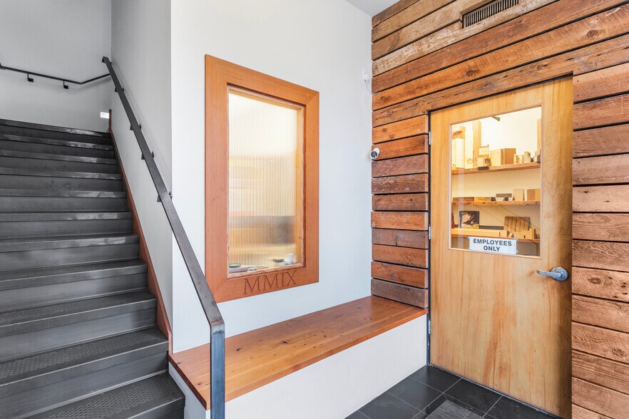 More Photos Of 1020 SE Harrison St, Portland Loft Creative Space For Sale