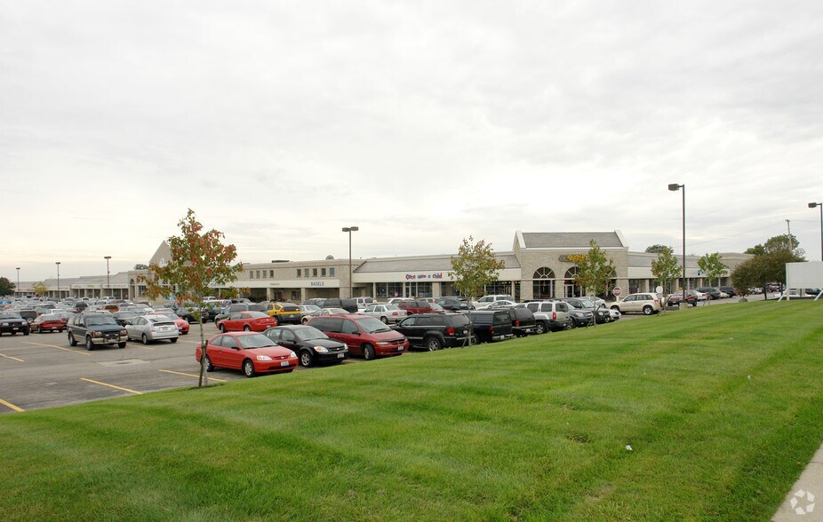 More Photos Of 4681-4697 Morse Rd, Columbus Storefront For Lease