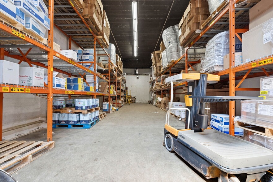 More Photos Of 16 Conn St, Woburn Food Processing For Sale