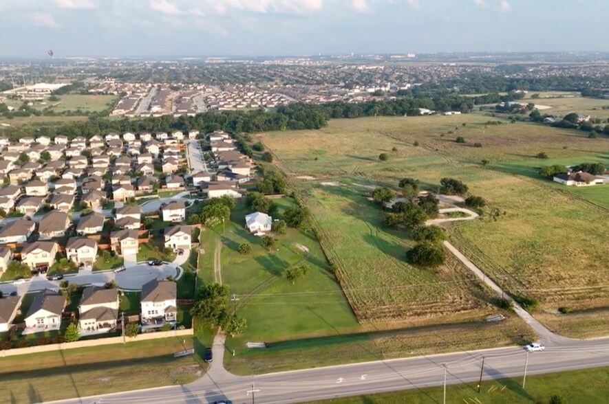 More Photos Of 8076 County Road 110, Round Rock Land For Sale