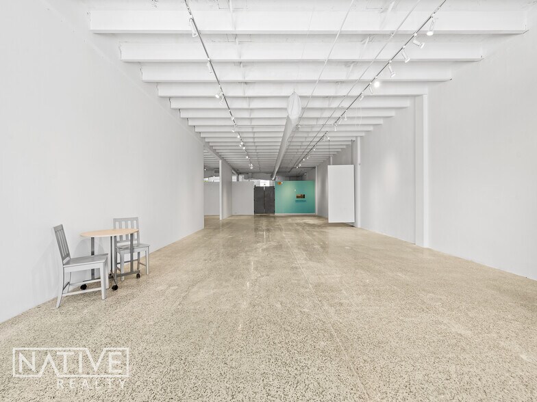More Photos Of 2014-2016 Harrison St, Hollywood Storefront For Sale
