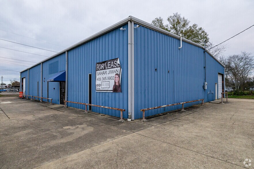 Primary Photo Of 980 N M L King Jr Pky, Beaumont Warehouse For Lease