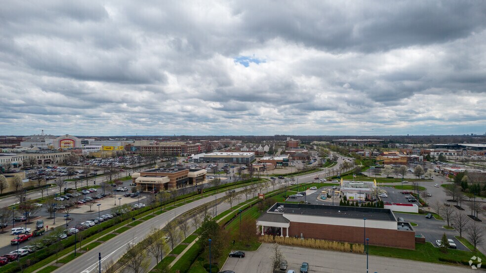 More Photos Of 4175 Morse Xing, Columbus General Retail For Sale