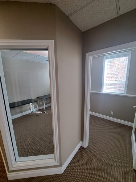 More Photos Of 2760 N Academy Blvd, Colorado Springs Loft Creative Space For Lease