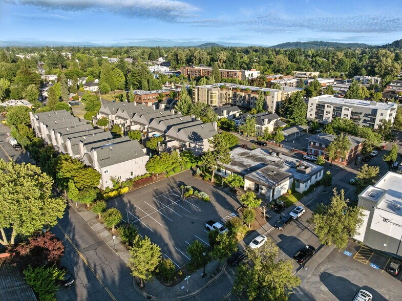 More Photos Of 400 NE Roberts Ave, Gresham Medical For Sale