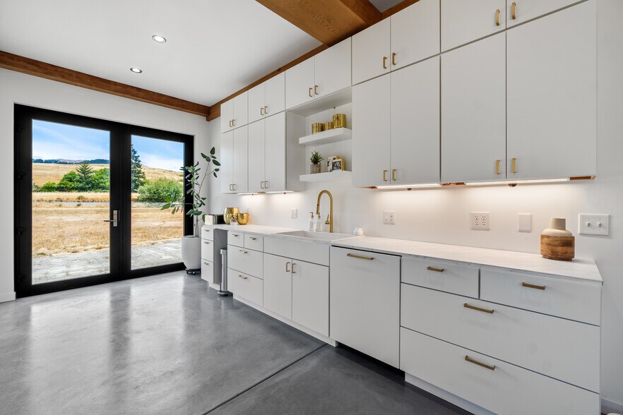 More Photos Of 26000 Mattole Rd, Ferndale Land For Sale