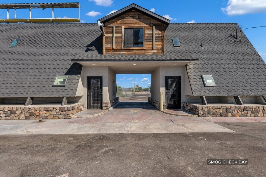 More Photos Of 2550 Fremont St, Las Vegas Auto Dealership For Sale