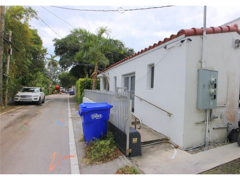 More Photos Of 1329 Alton Rd, Miami Beach Office Residential For Sale