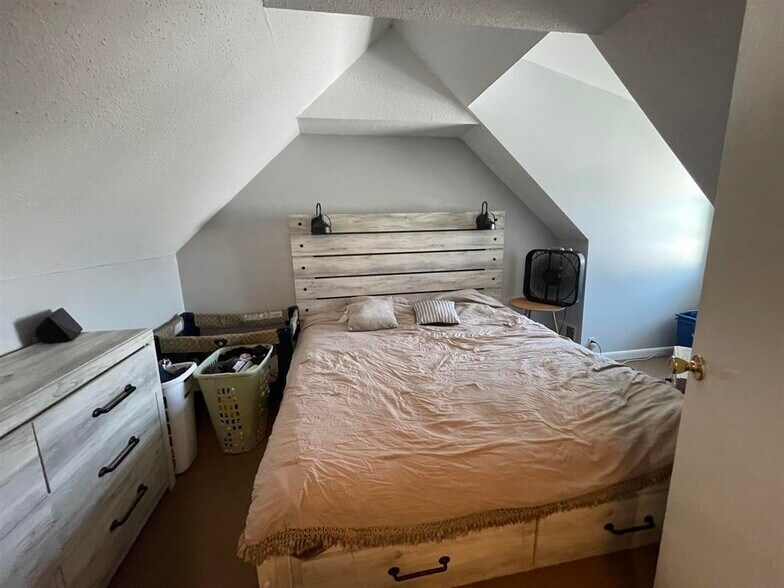 More Photos Of 46 Terrill St, Rutland Apartments For Sale