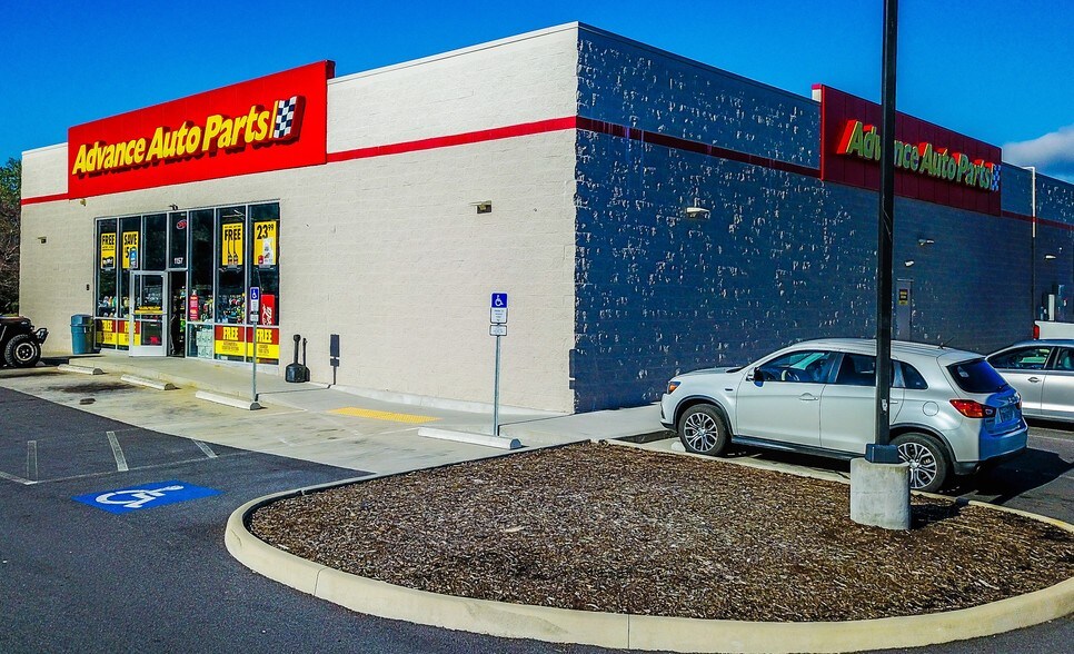 More Photos Of 1157 E Lee Hwy, Chilhowie Freestanding For Sale