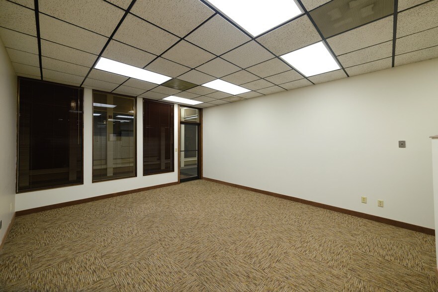 More Photos Of 1601 Lewis Ave, Billings Office For Lease