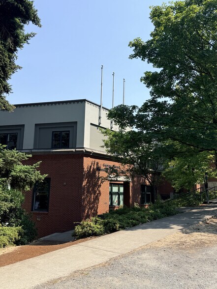 Primary Photo Of 3316 Fuhrman Ave E, Seattle Office For Lease
