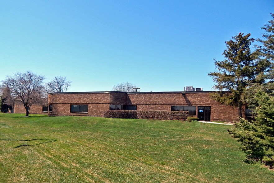 Primary Photo Of 2111 Walter P Reuther Dr, Warren Light Manufacturing For Lease