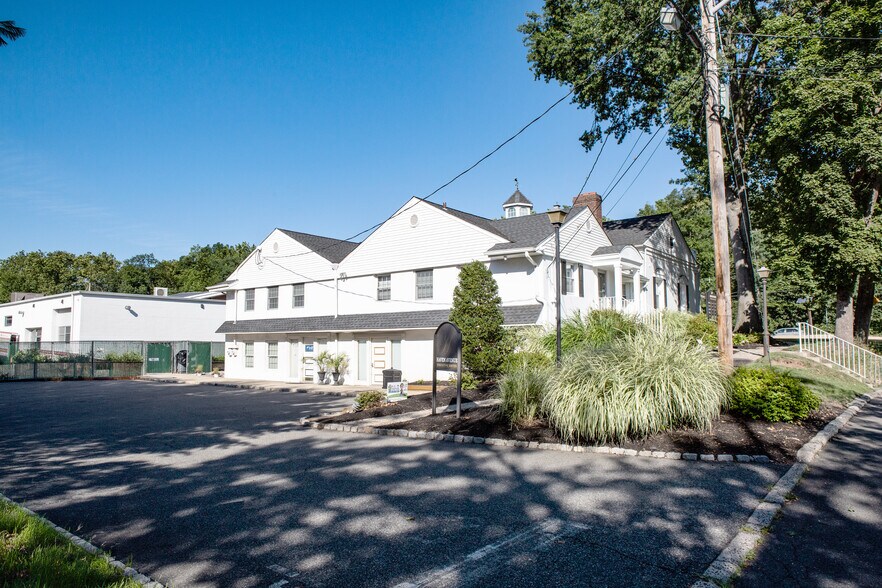 More Photos Of 210 Haven Ave, Scotch Plains Office For Sale